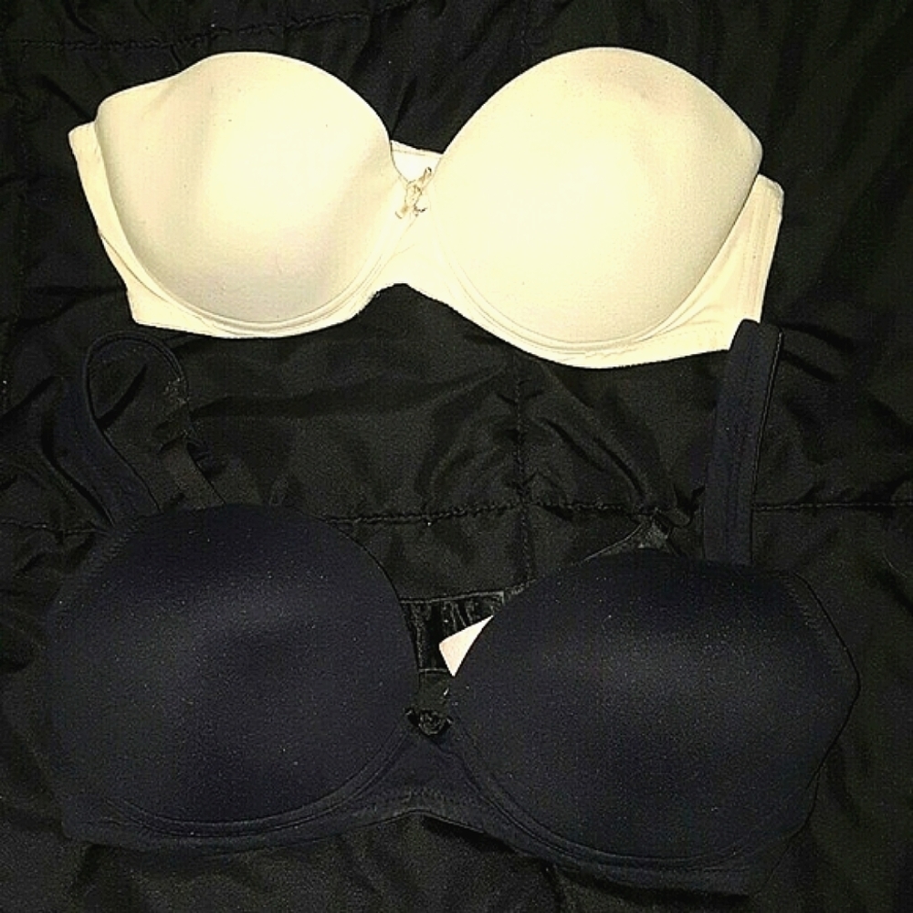 Final Price- 2 Victoria's Secret Bras 34B